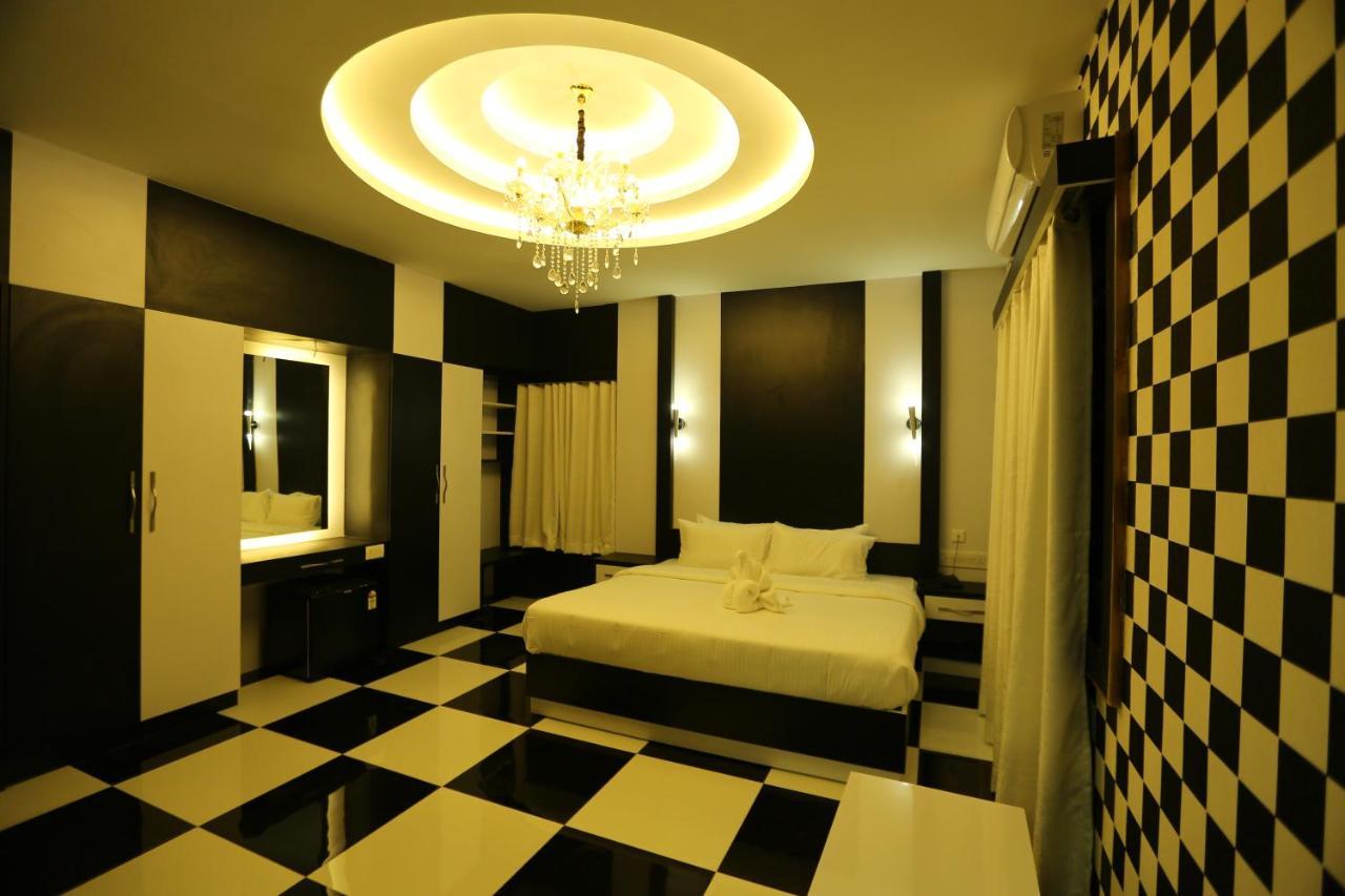 Mehar Inn Hotel Karaikudi Exterior foto
